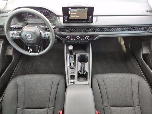Certified 2025 Honda Accord LX image 22