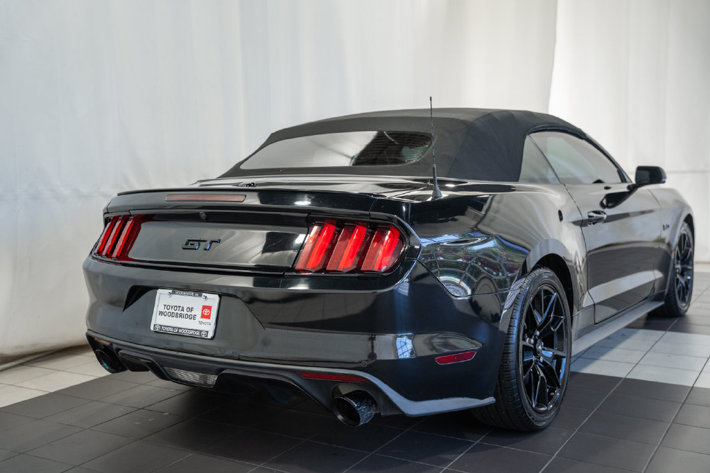 Used 2017 Ford Mustang GT Premium w/ Equipment Group 401A RWD image 8