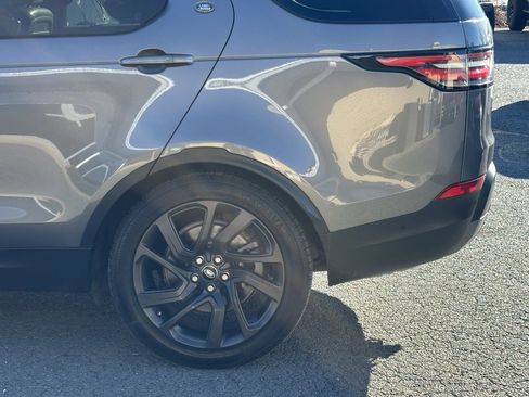 Used 2019 Land Rover Discovery HSE image 38