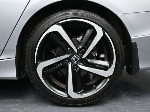 Used 2021 Honda Accord Sport image 12