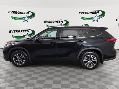 Used 2022 Toyota Highlander XLE