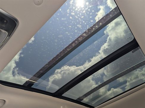 Used 2026 Genesis GV70 2.5T Advanced image 23