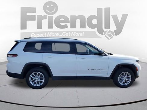 Used 2023 Jeep Grand Cherokee L Laredo AWD/4WD image 6