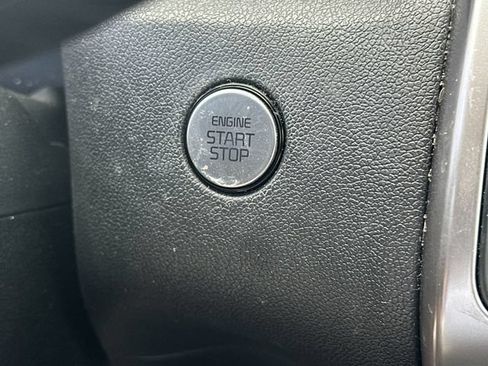 Used 2023 Kia Sorento S FWD image 22