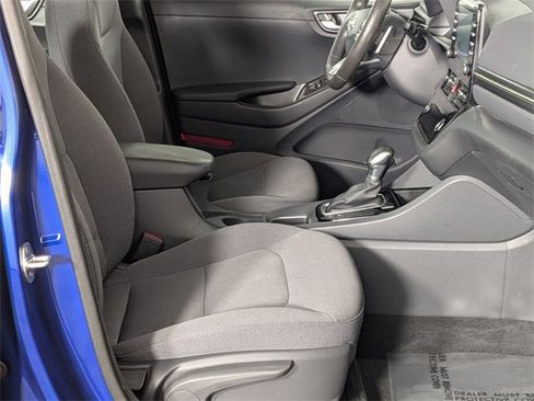 Used 2020 Hyundai Ioniq SE image 24