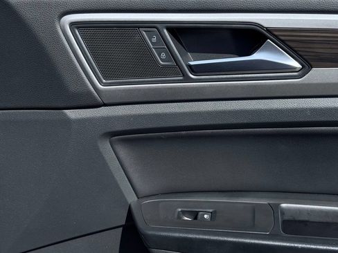 Used 2021 Volkswagen Atlas SE AWD/4WD image 16