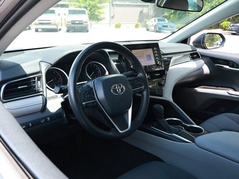 Used 2022 Toyota Camry LE FWD image 24