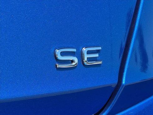 Used 2023 Volkswagen Jetta SE FWD image 23
