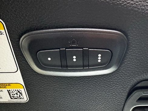 Used 2024 Jeep Wrangler Unlimited Rubicon AWD/4WD image 21