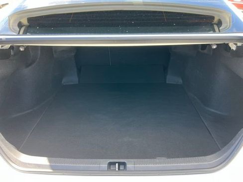 Used 2020 Toyota Camry LE w/ Carpet Mat Package FWD image 28