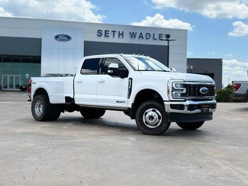 Used 2023 Ford F350 Lariat AWD/4WD image 1