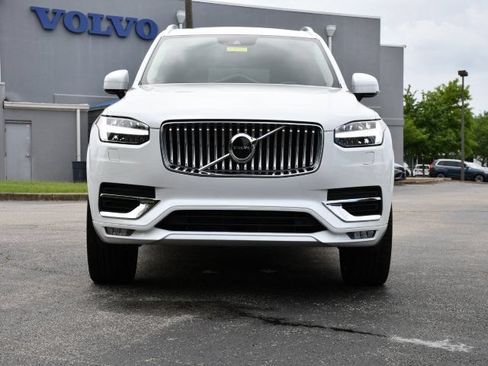 Used 2021 Volvo XC90 T6 Inscription w/ Climate Package AWD/4WD image 2