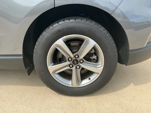 Used 2023 Ford Edge SEL w/ Convenience Package AWD/4WD image 6