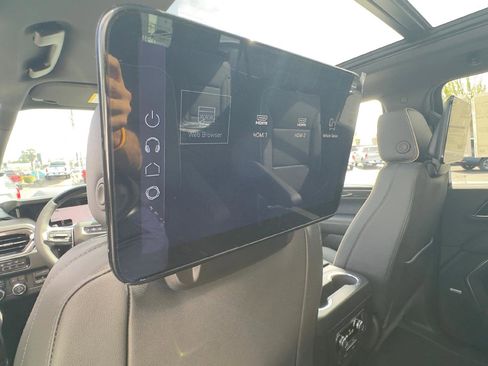 New 2026 GMC Yukon XL Elevation w/ Elevation Premium Package image 9