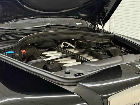 Used 2019 Rolls-Royce Cullinan image 49