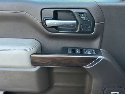 Used 2019 GMC Sierra 1500 SLT image 11