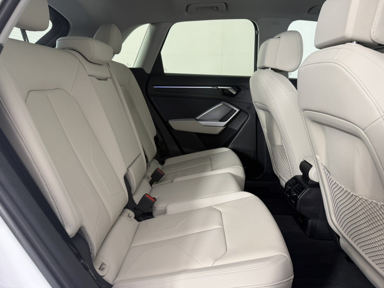 Used 2024 Audi Q3 2.0T Premium Plus w/ Premium Plus Package AWD/4WD image 14