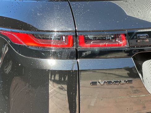 Certified 2022 Land Rover Range Rover Evoque R-Dynamic SE image 14