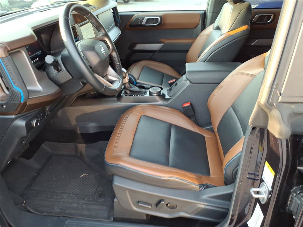 Used 2021 Ford Bronco Outer Banks AWD/4WD image 5