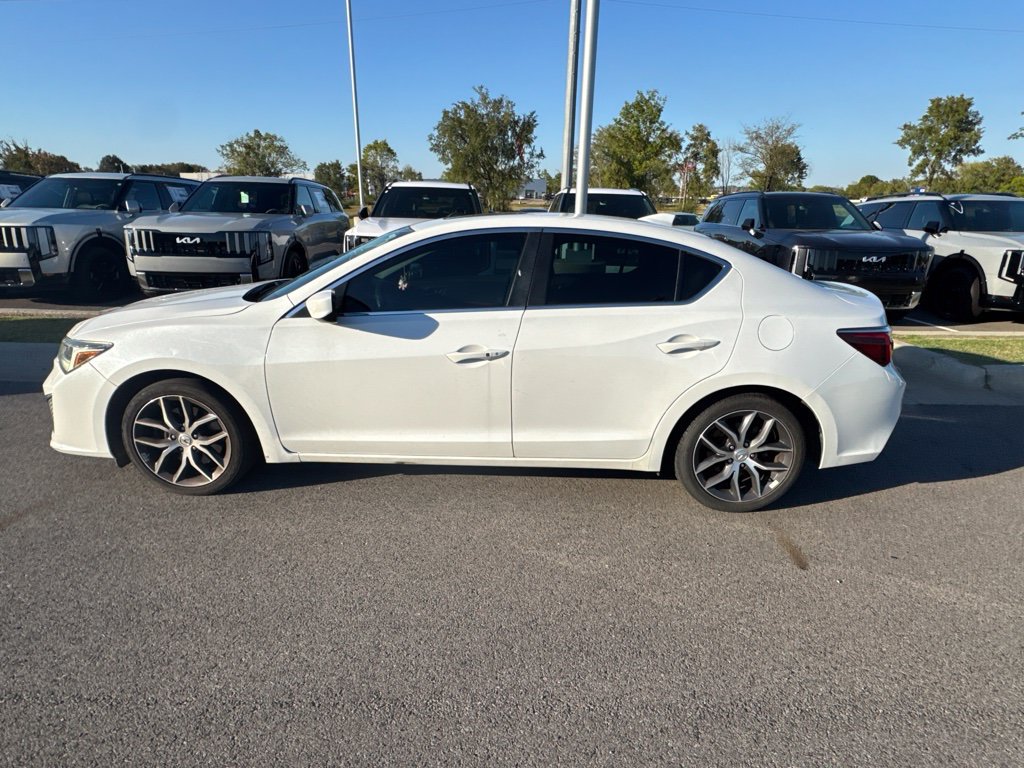Used 2019 Acura ILX w/ Premium Package FWD image 6
