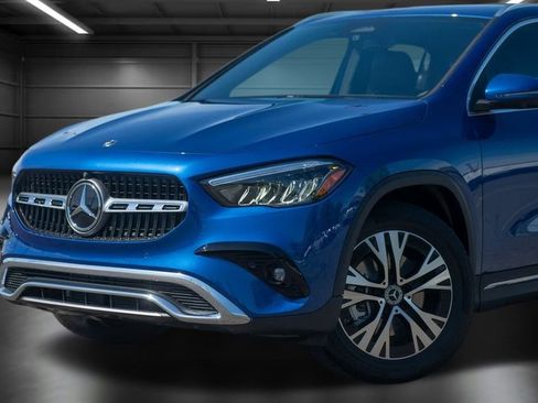 Certified 2025 Mercedes-Benz GLA 250 4MATIC image 13