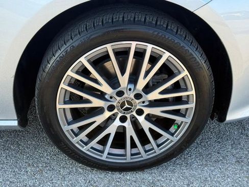 Used 2023 Mercedes-Benz CLA 250 4MATIC w/ Premium Package image 7