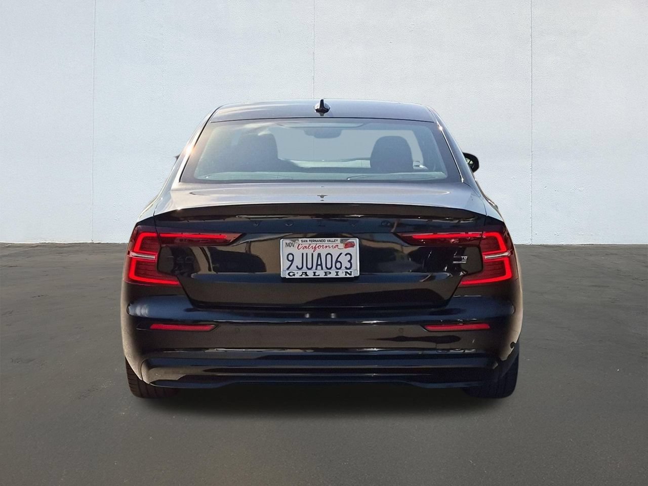 Certified 2024 Volvo S60 T8 Plus w/ Climate Package AWD/4WD image 6