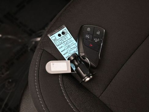 Used 2023 Chevrolet Silverado 1500 LT RWD image 18