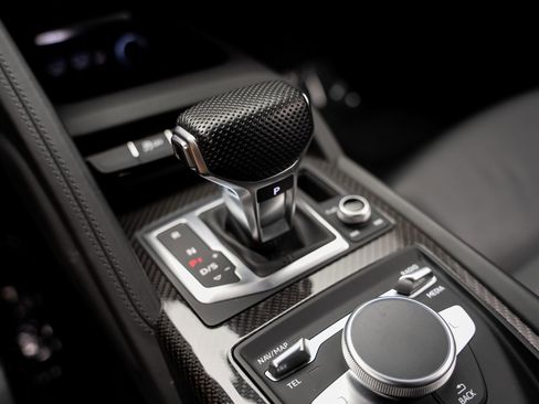 Used 2021 Audi R8 V10 w/ Premium Package image 47