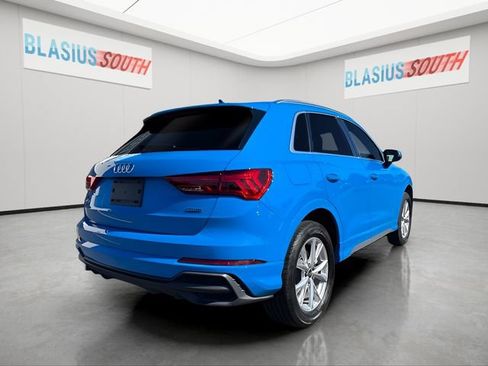 Used 2023 Audi Q3 2.0T Premium AWD/4WD image 3
