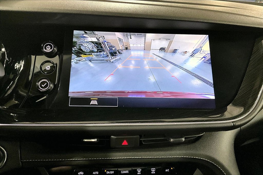 Used 2021 Buick Envision Essence w/ Sport Touring Package FWD image 27