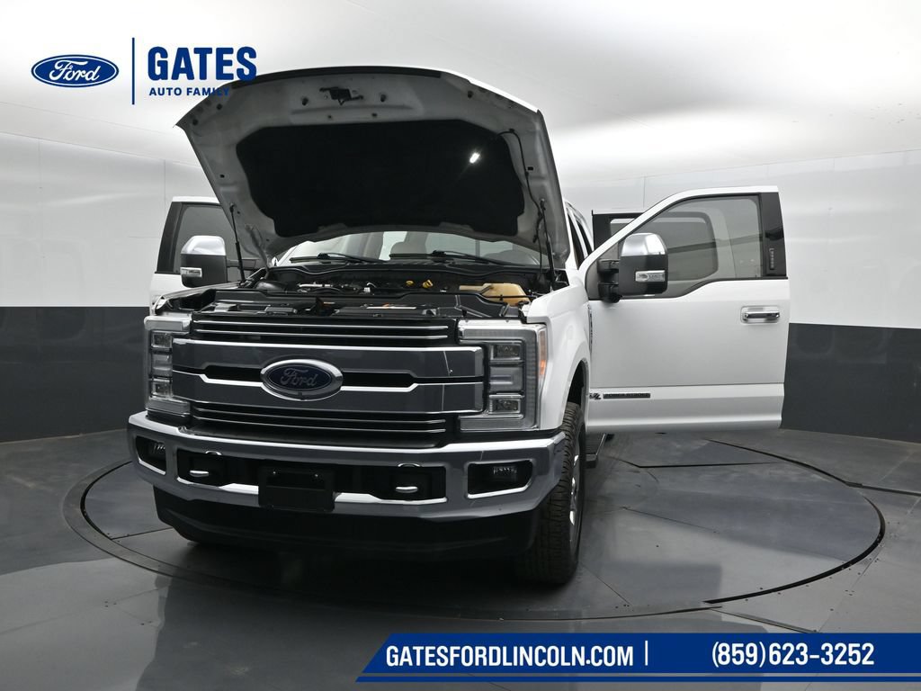 Used 2018 Ford F250 Lariat w/ Lariat Ultimate Package AWD/4WD image 56