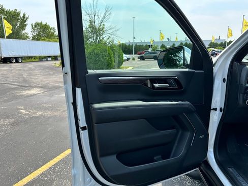 New 2025 Chevrolet Tahoe Premier image 17