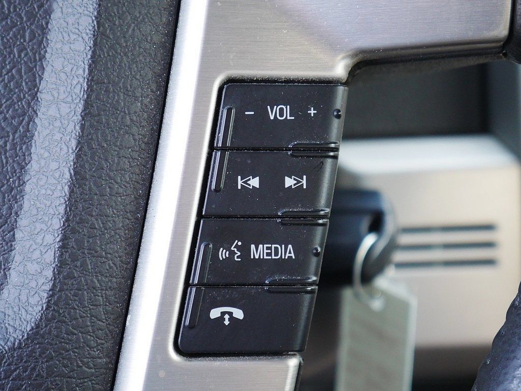 Used 2014 Ford F150 Platinum AWD/4WD image 33