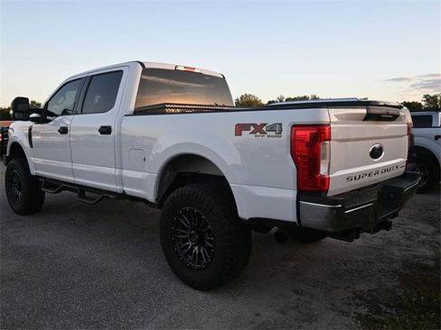 Used 2019 Ford F350 XLT w/ XLT Value Package image 13