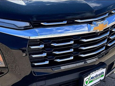 Used 2025 Chevrolet Equinox LT AWD/4WD image 35