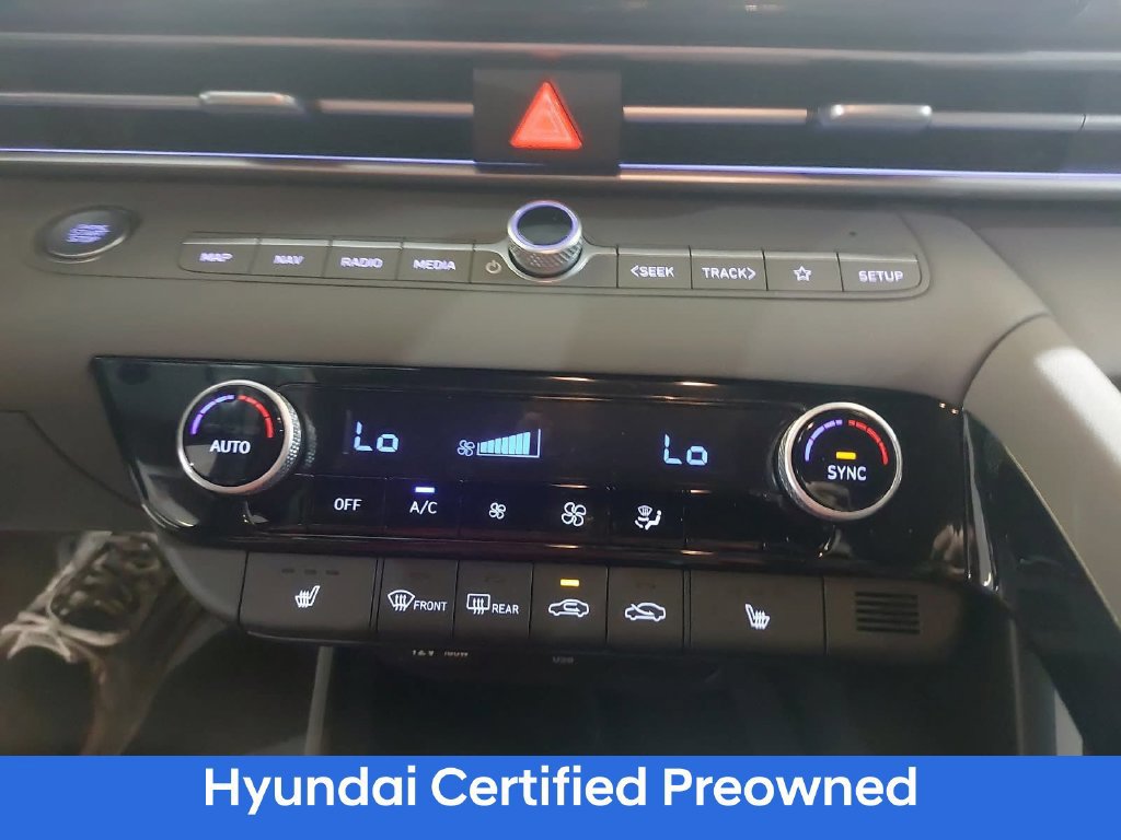 Certified 2025 Hyundai Elantra SEL FWD image 23