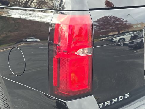 Used 2017 Chevrolet Tahoe LT w/ LT Signature Package image 33