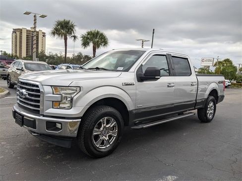 Used 2017 Ford F150 XLT w/ Equipment Group 302A Luxury image 6