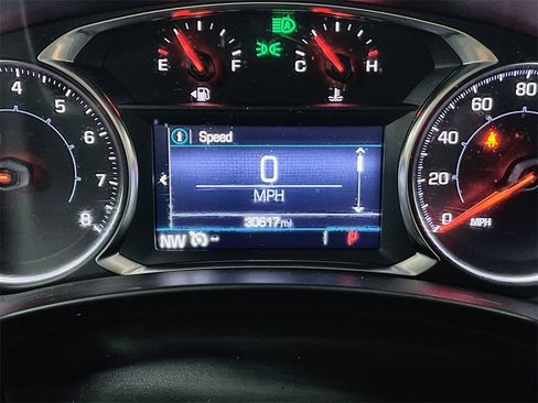 Used 2023 GMC Terrain SLE w/ Driver Convenience Package image 11