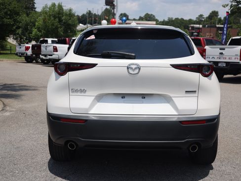 Used 2020 MAZDA CX-30 FWD w/ Preferred Package image 4