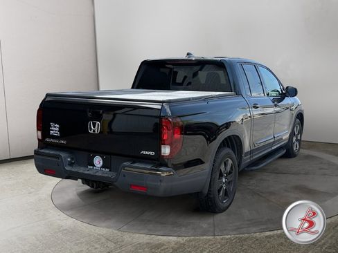 Used 2018 Honda Ridgeline Black Edition image 4