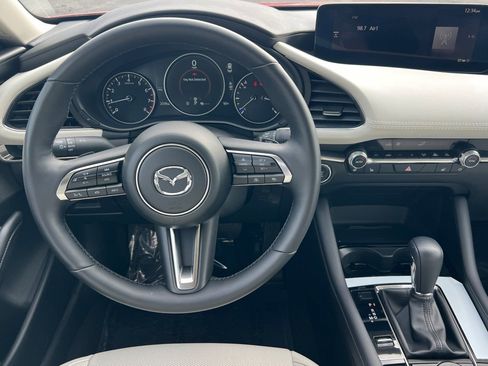 Certified 2025 MAZDA MAZDA3 2.5 Turbo Sedan w/Premium Plus image 12