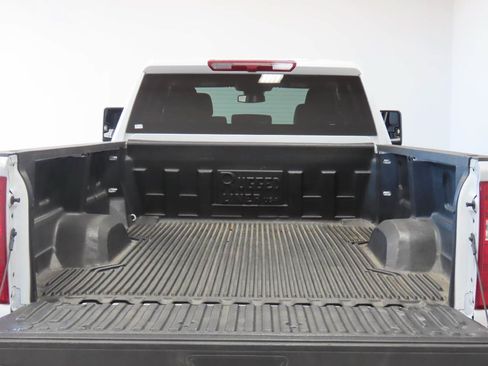 Used 2025 Chevrolet Silverado 2500 LT w/ Safety Package AWD/4WD image 5