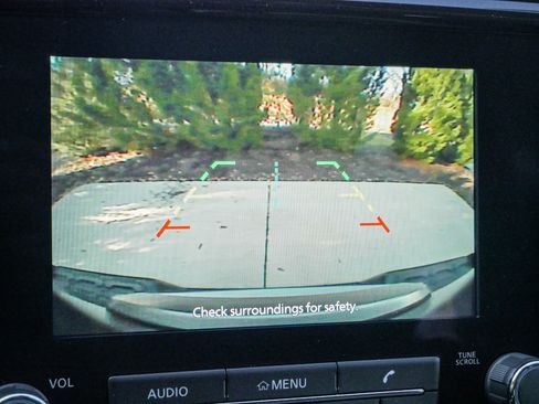 Used 2023 Nissan Frontier SV w/ SV Convenience Package image 24