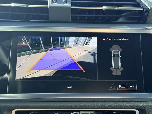 Certified 2024 Audi Q3 2.0T Premium image 33