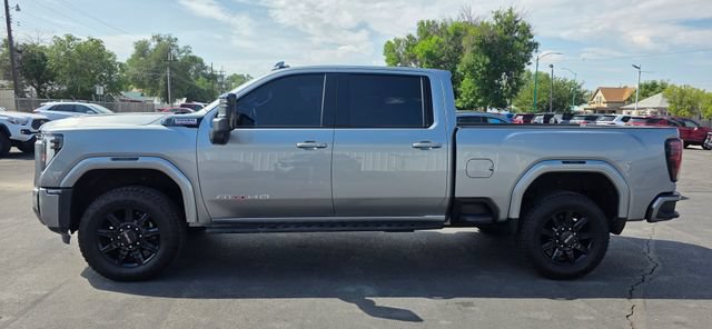 Used 2025 GMC Sierra 2500 AT4 w/ AT4 Premium Plus Package AWD/4WD image 5