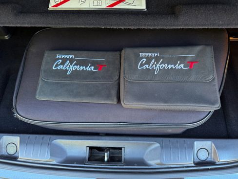 Used 2015 Ferrari California T image 45