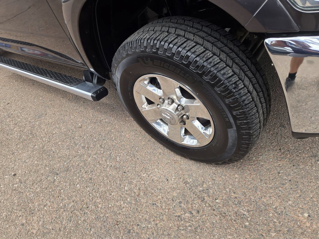 Used 2014 RAM 2500 Laramie w/ Cold Weather Group AWD/4WD image 13