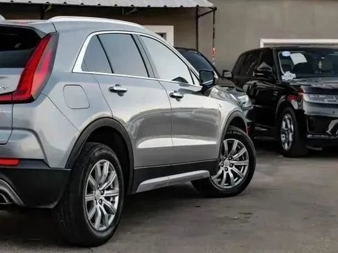 Used 2023 Cadillac XT4 Premium Luxury image 12